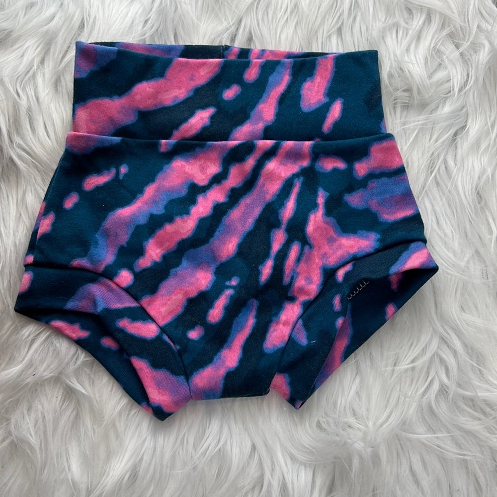 Tie-Dye Bummie.